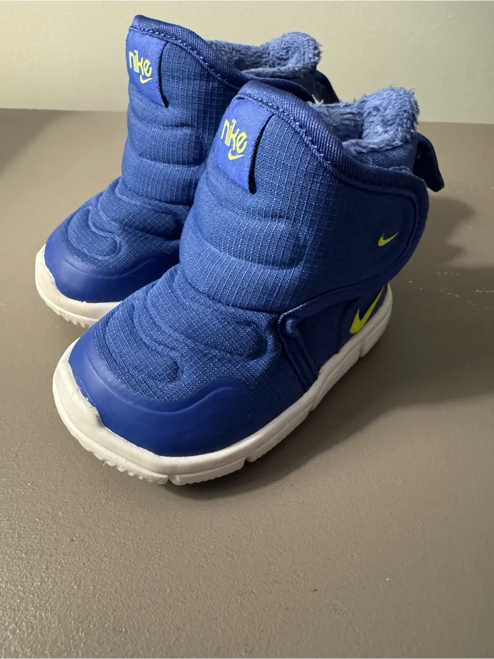 Nike Infant/Toddler Blue Boots with Neon Yellow Swoosh